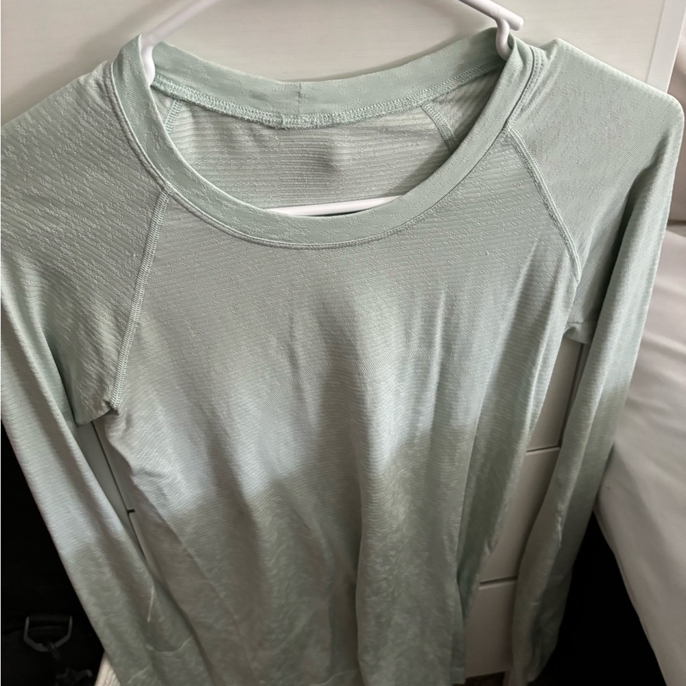 Lululemon Swiftly Tech - image 2